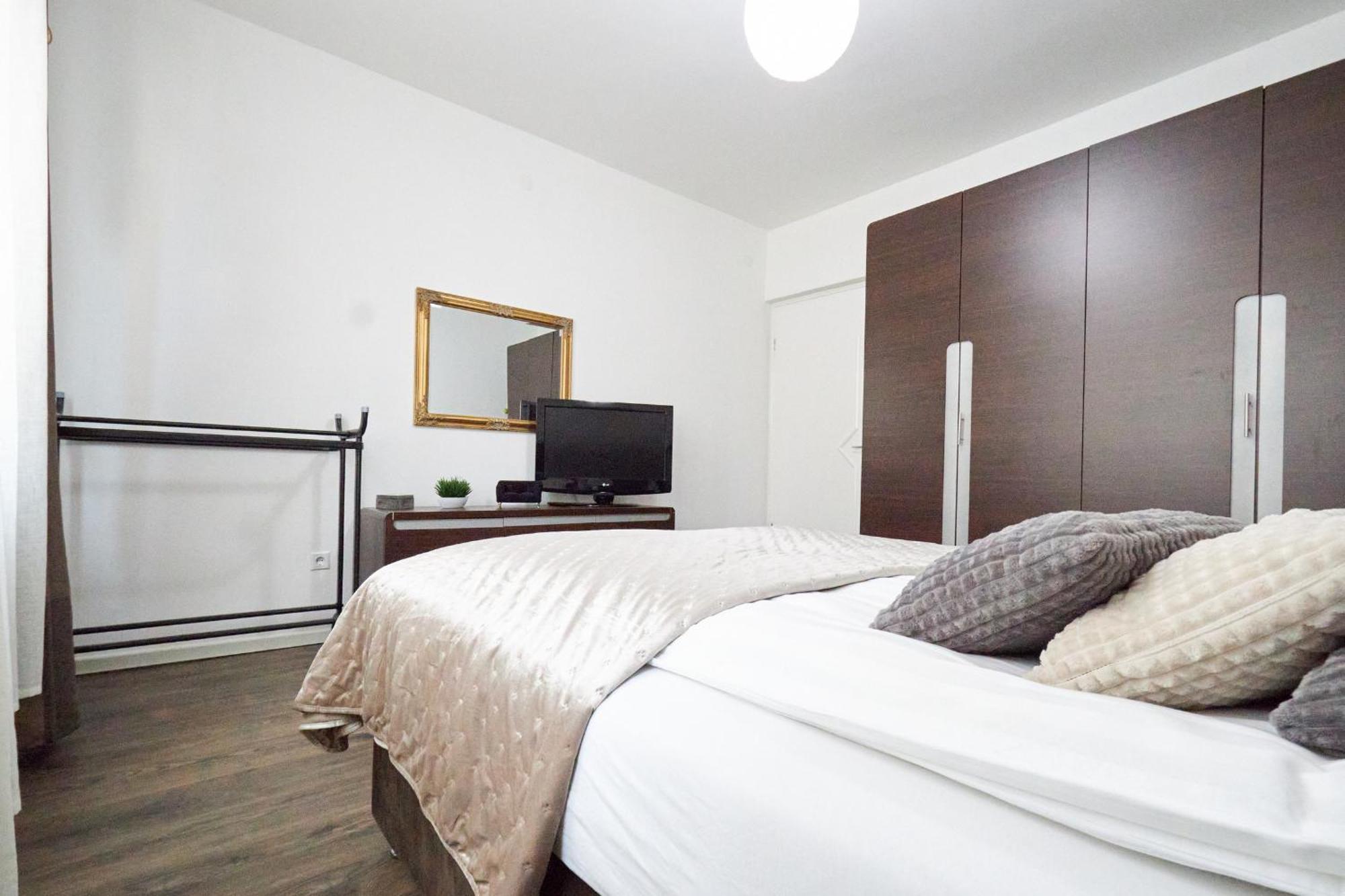 Old Town Elegance Sarajevo Apartment Exterior photo